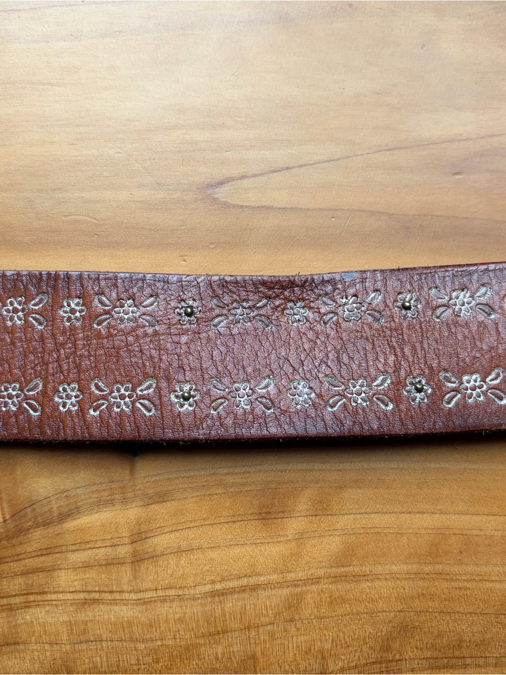 Women's Brown Floral Engraved Belt with Decorative Silver Buckle - Picture 6 of 10